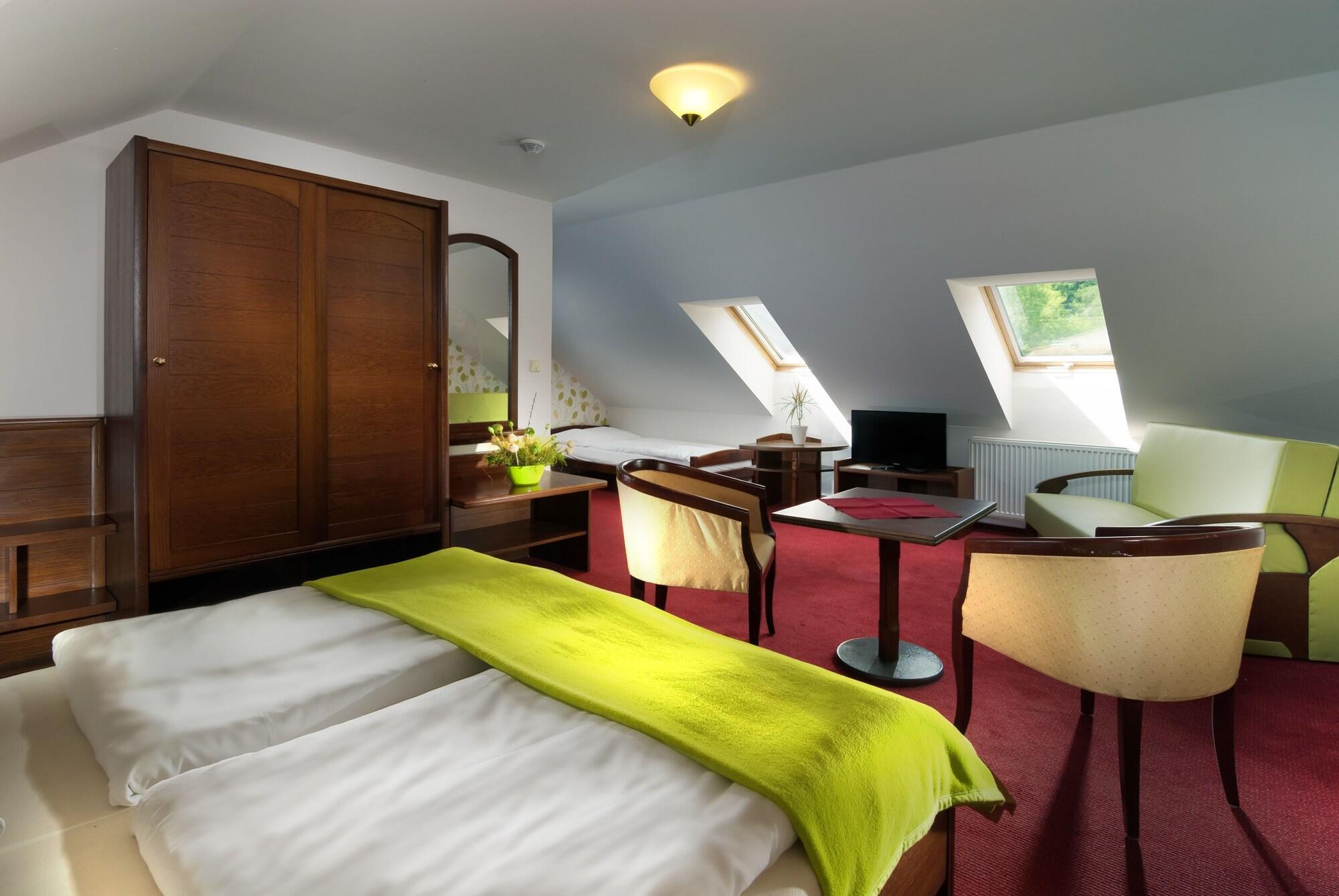 Hotel Start スピンドレルフ・ムリン エクステリア 写真